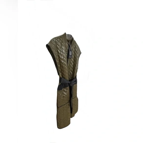 Bernardo Olive Quilted Vest with Black Accents - Picture 4 of 9
